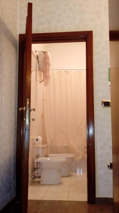 Palestro Guest House 247 Рим Екстериор снимка