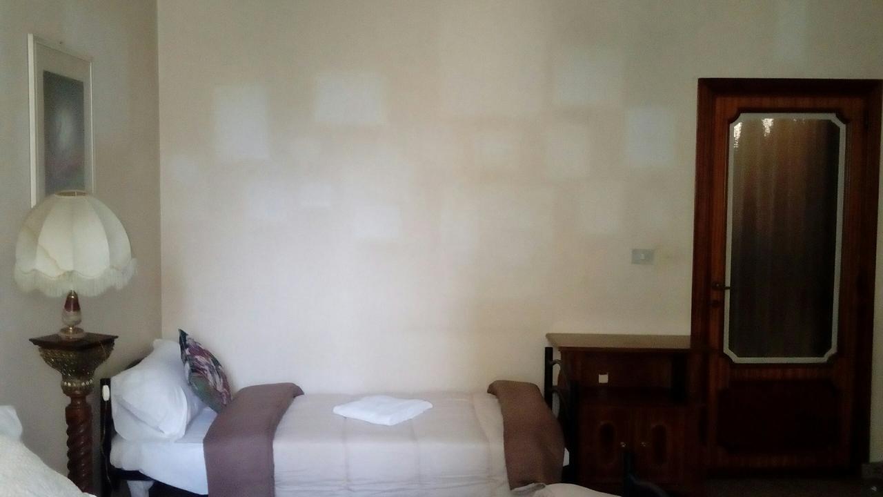 Palestro Guest House 247 Рим Екстериор снимка